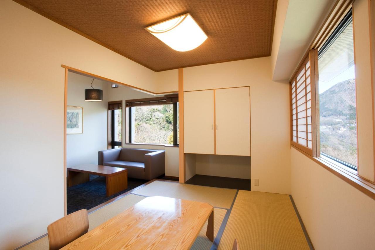 Shiki Resort Villa Hakone 80 ภายนอก รูปภาพ